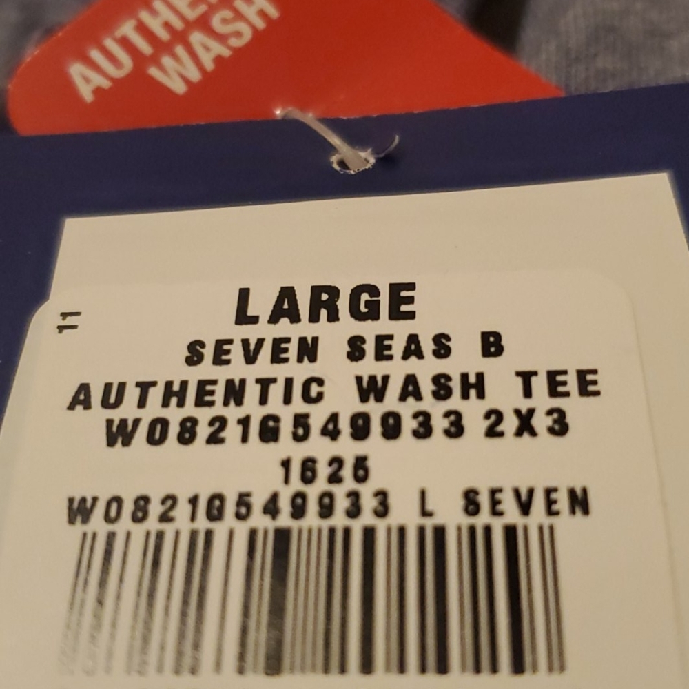 Seven Seas Tee - Picture 3 of 4